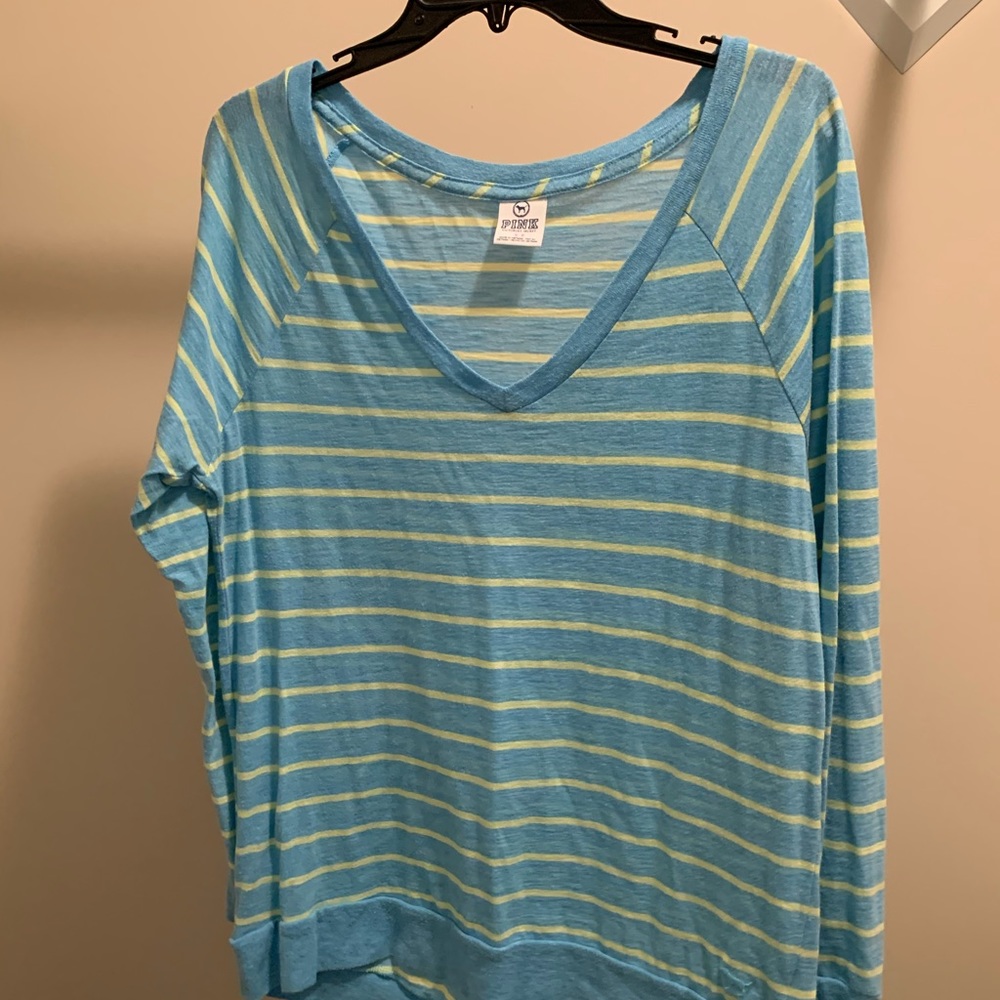 Victoria’s Secret PINK top